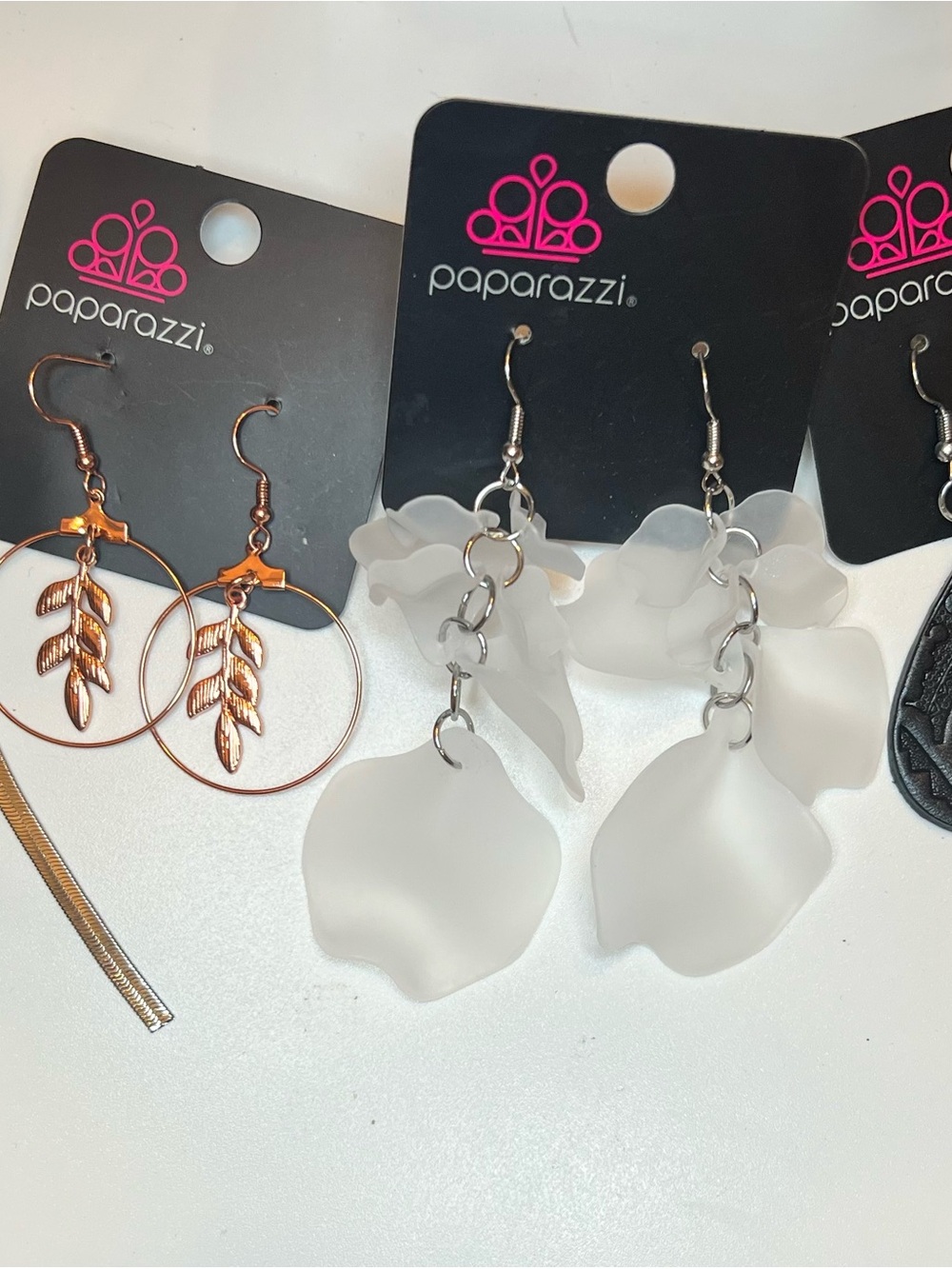 Lot of 5 Paparazzi Dangle Earrings - Lot A040